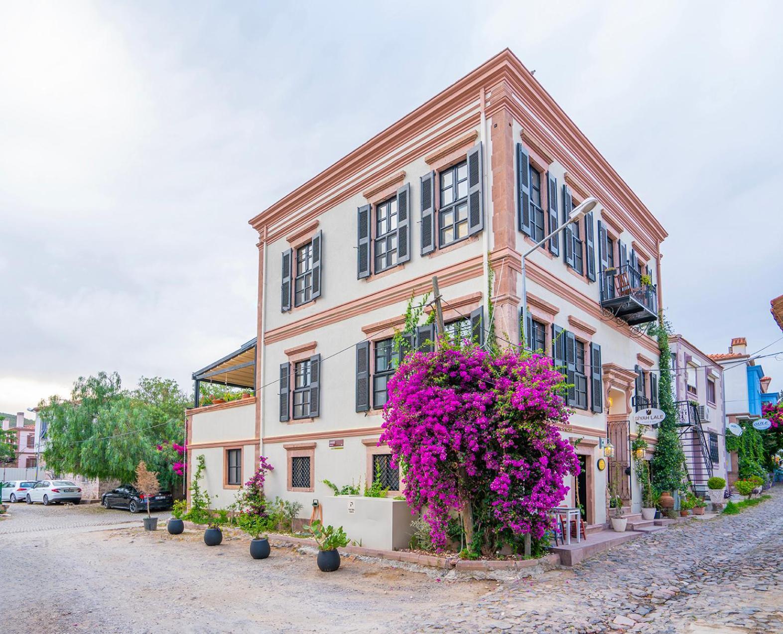Siyah Lale Cunda 1841 (Adults Only) Hotel Ayvalik Exterior photo