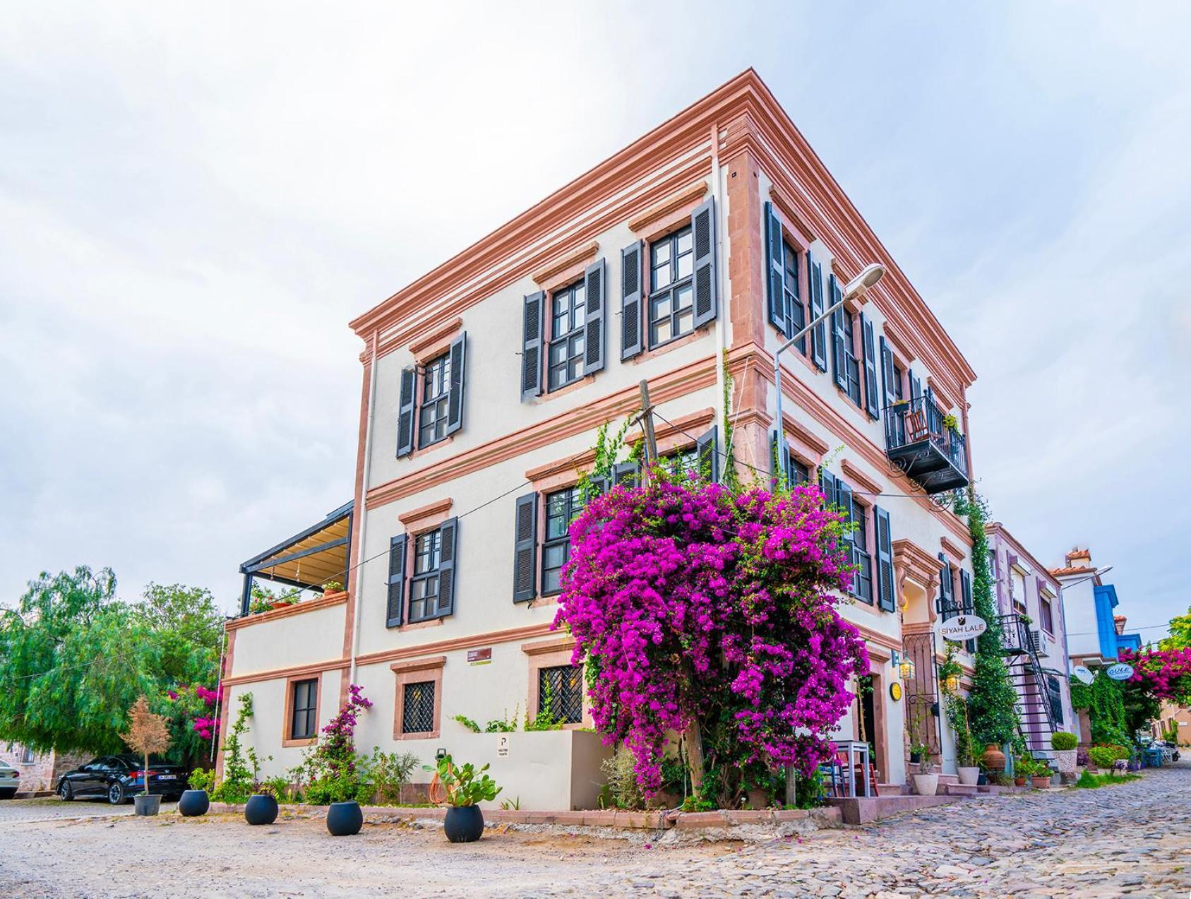 Siyah Lale Cunda 1841 (Adults Only) Hotel Ayvalik Exterior photo